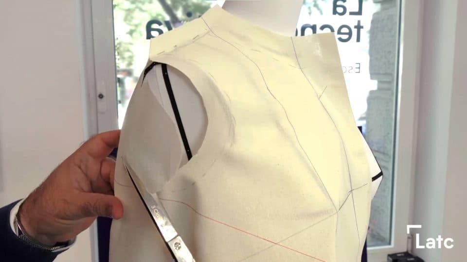 portada del cursoVestido continuo | Técnica